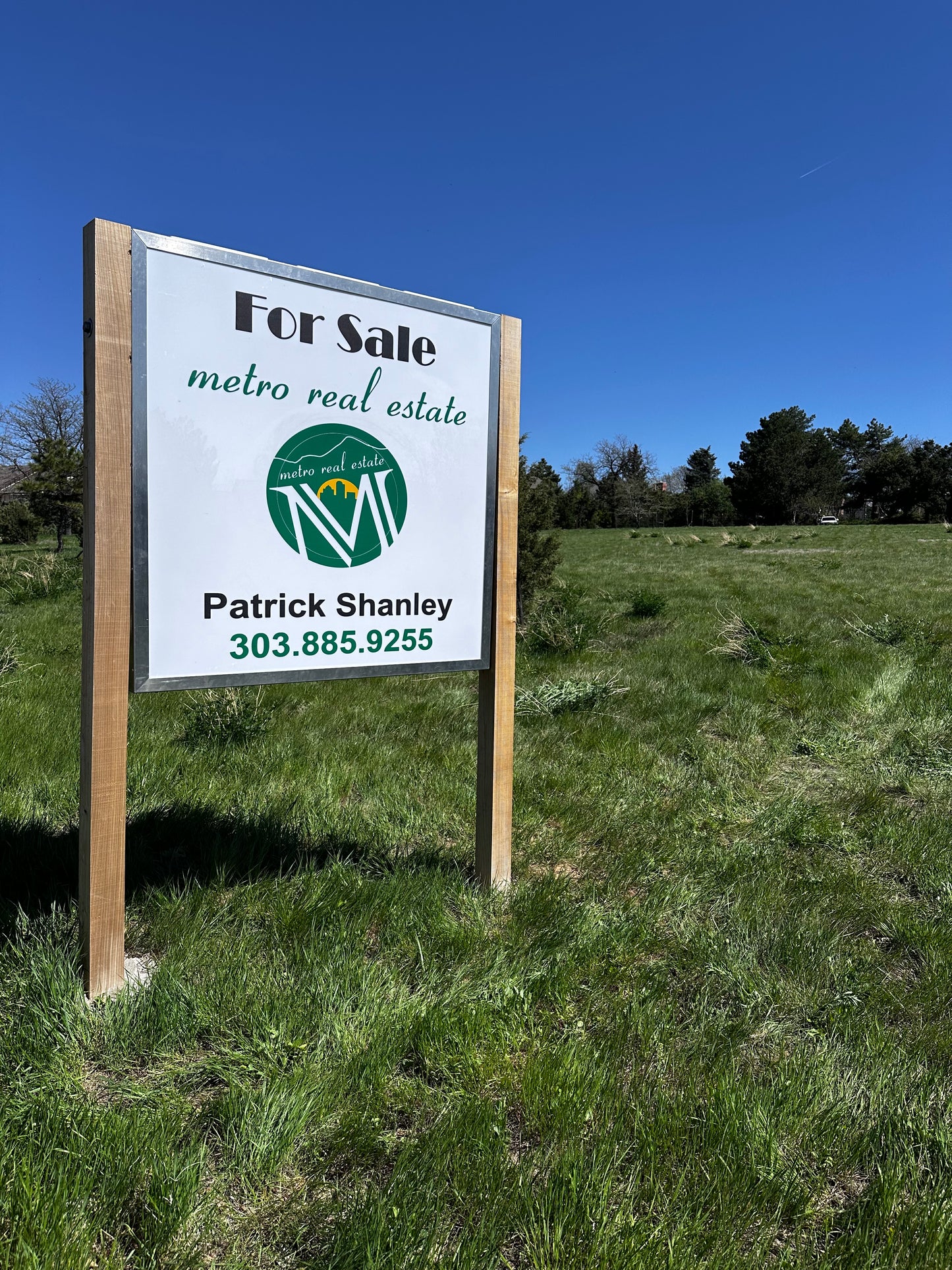 Commercial Solar Sign (48"x48")